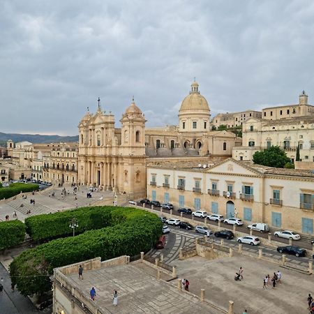 Casa Bommegna Villa โนโต ภายนอก รูปภาพ